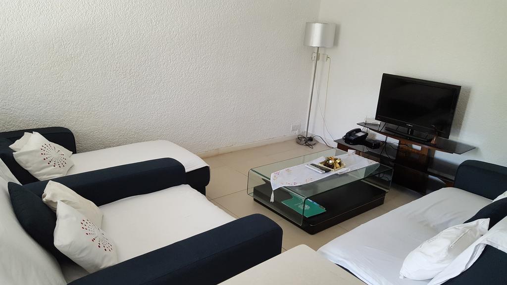 Villa In Le Tamier, 4 Bedrooms, 300M Flic En Flac Beach Экстерьер фото