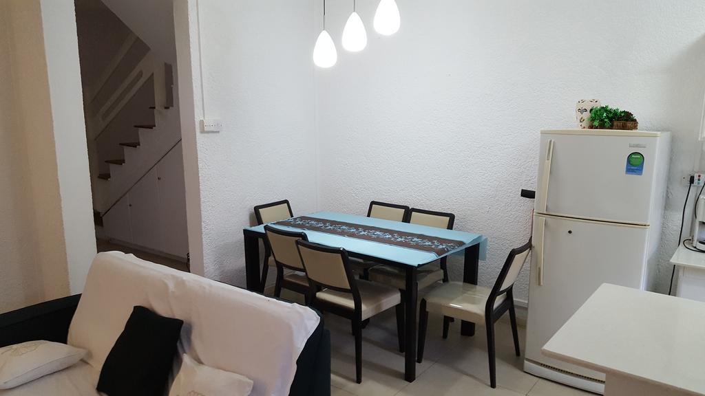 Villa In Le Tamier, 4 Bedrooms, 300M Flic En Flac Beach Экстерьер фото